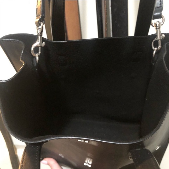 Authentic GIVENCHY LE STUDS LINE BAG - Picture 5 of 7